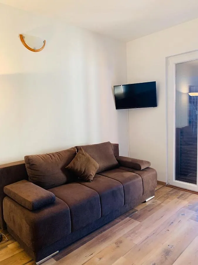 Apartment Apartmani Svemir Drage