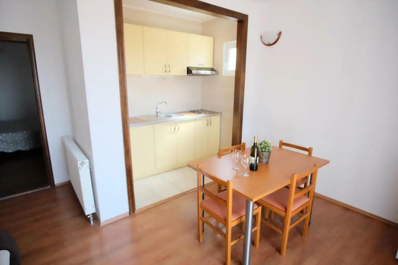 Apartmani Svemir Drage Apartmán