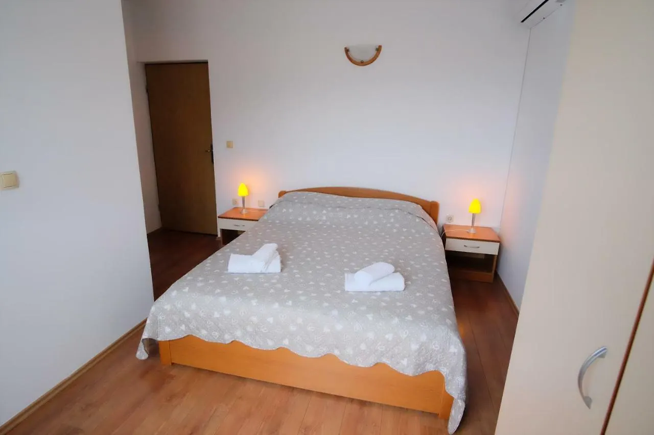 Apartmani Svemir Drage Chorvatsko